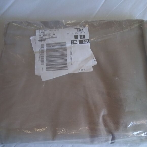 Catherines Khaki Suprema Capris- 4X-NWT - Picture 3 of 3